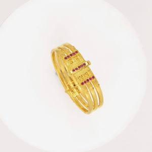 COORG BANGLES: 07134014354