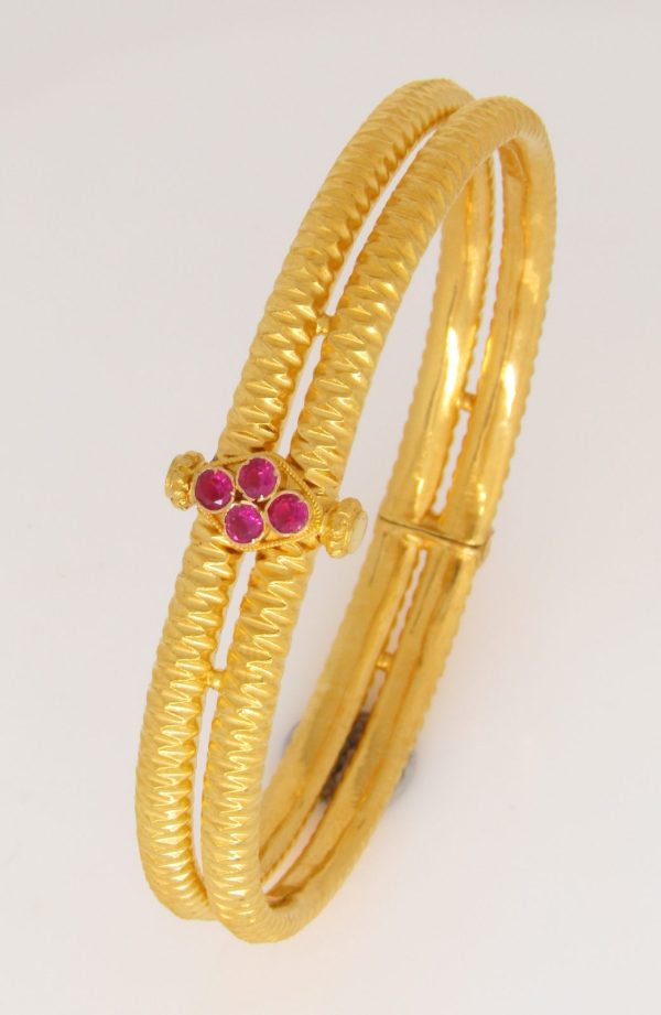 Coorg Bangle MJ: 7234082475 | Muliya Gold & Diamonds