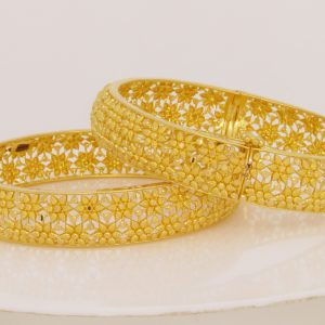 Bangle FM MJ: 7282051299