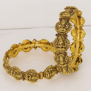 Antique Bangle MJ: 728209815