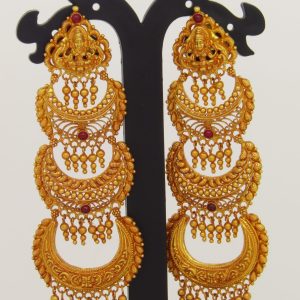 Antique Stud MJ: 7282101300