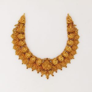 32 ANTQ NECKLACE: 748201288