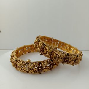 ANTQ BANGLE MJ: 07482022087