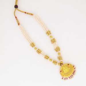 08 ANTQ VAX NECKLACE : 748202337
