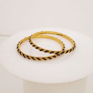 BANGLES MJ: 0748208699