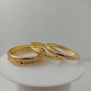 BANGLES MJ: 075820538