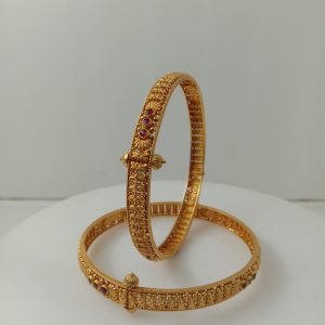 ANTQ BANGLE MJ: 758216952