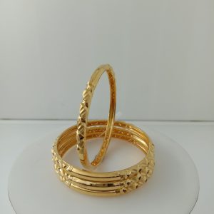BANGLE MJ: 135820821