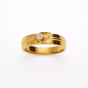 Stone gold ring
