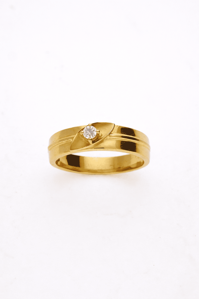 Stone gold ring